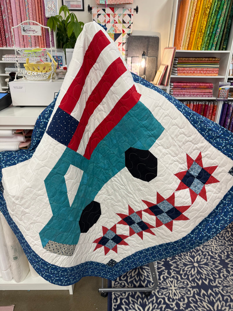 2 Grid Panels and Flag Pattern
