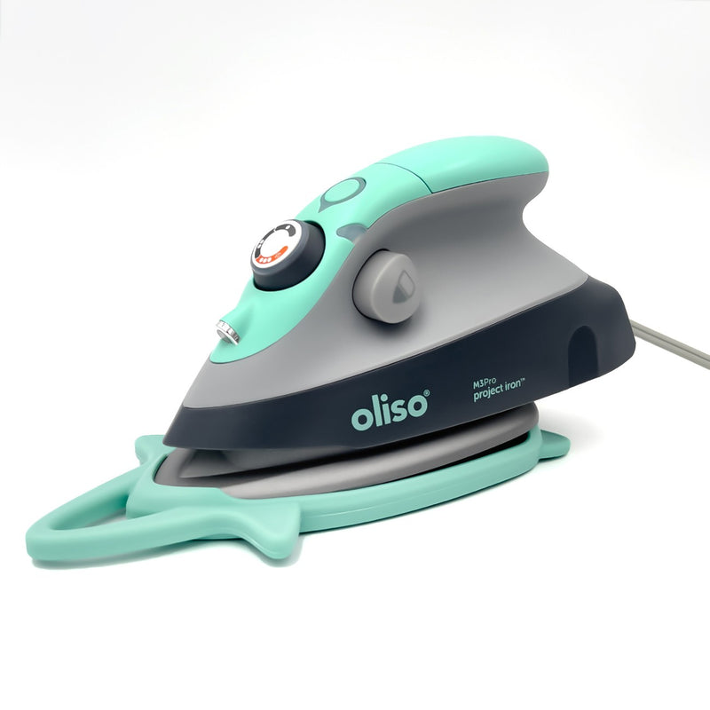 Oliso-mini-iron-with-trivet-aqua